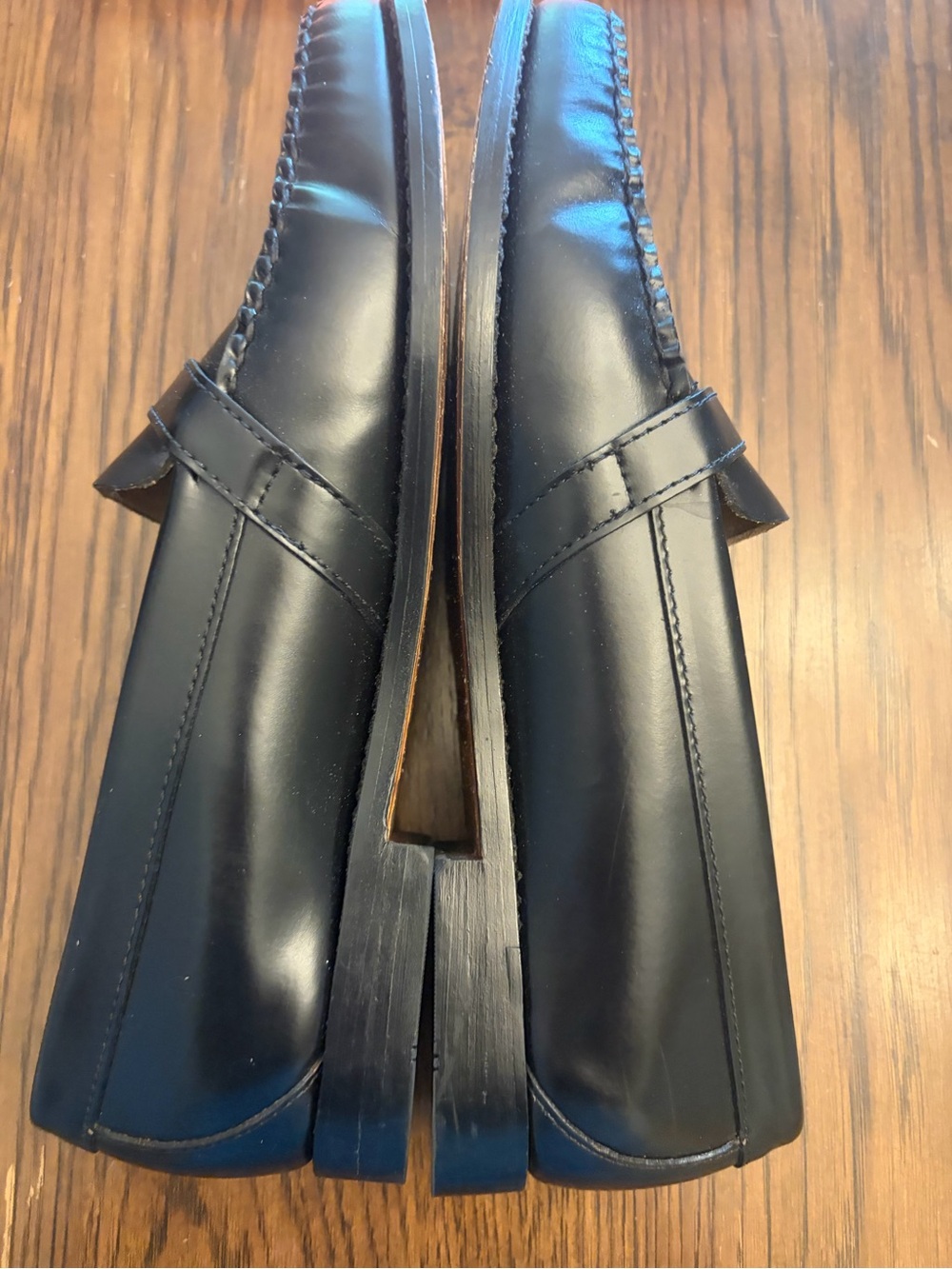 G.H. Bass & Co. weejuns Black Leather Moc Toe Buckle Slip-On Loafers. Size 9.5 - Picture 13 of 13